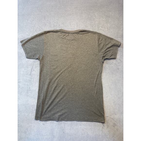 Play Station Brand T-Shirt with Color Logo, Size Medium Unisex - Picture 5 of 5